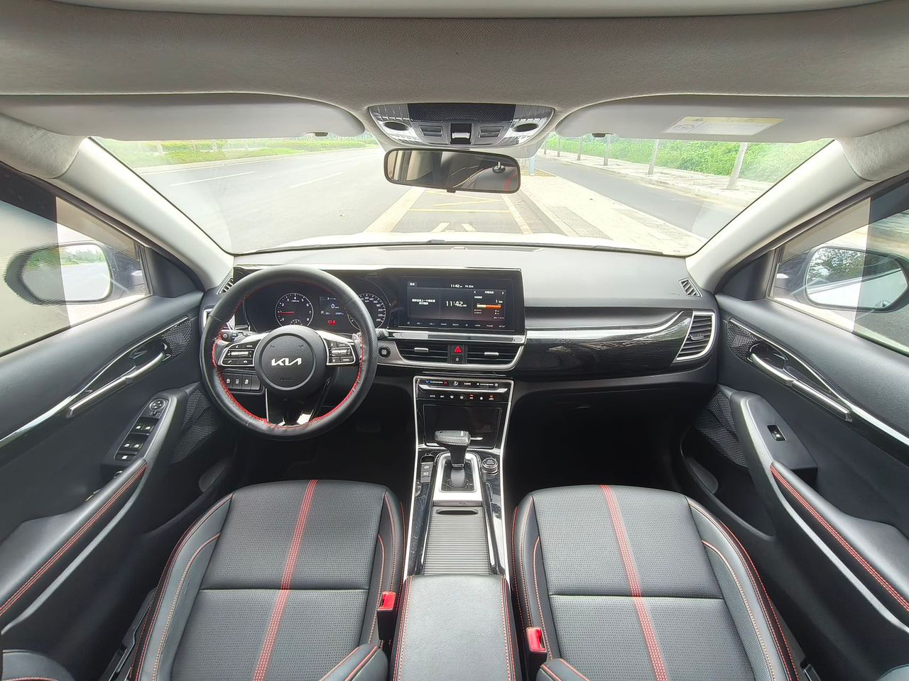 Kia KX3, 2021 - фото 3