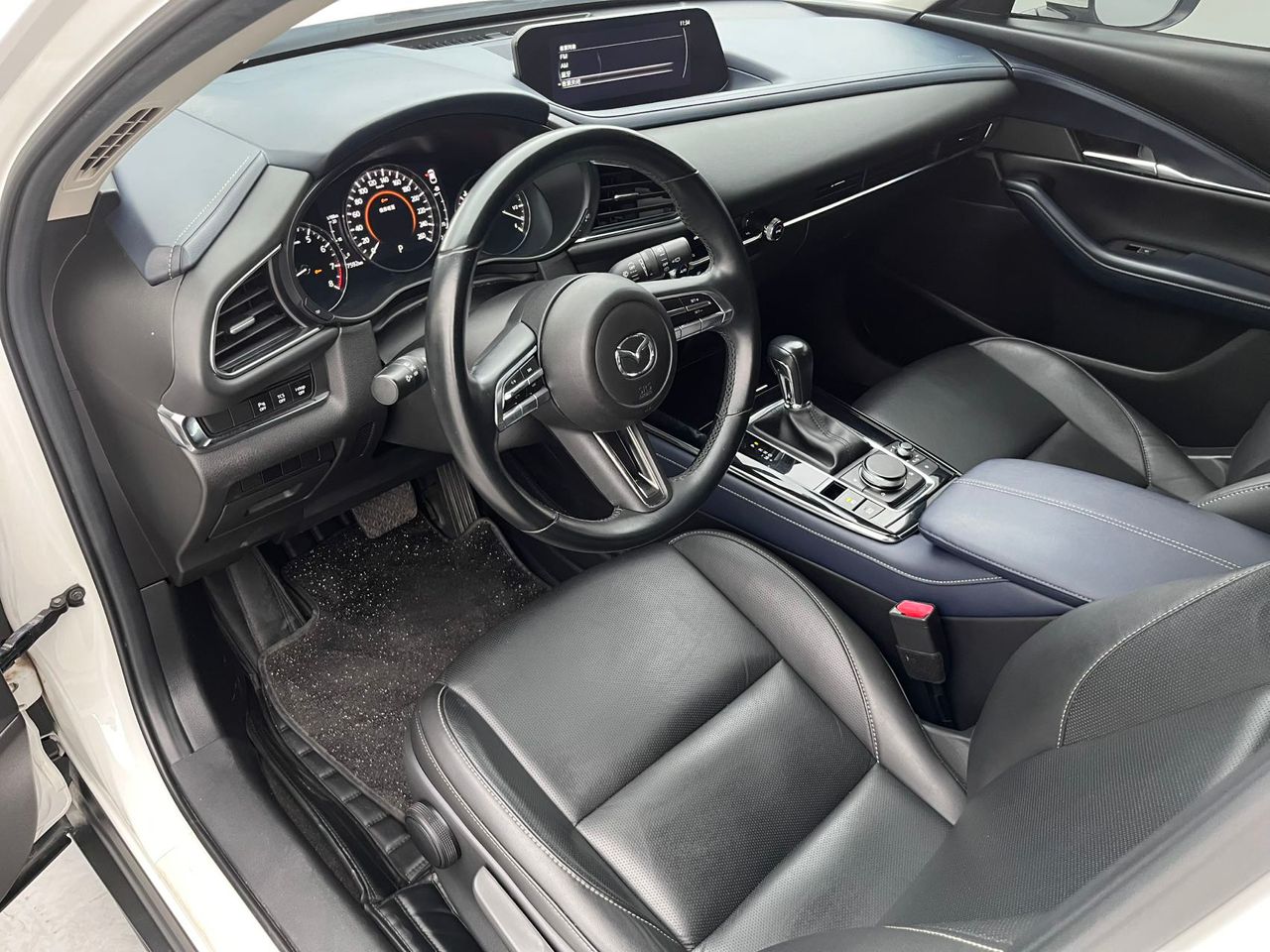 Mazda CX-30, 2021 - фото 10