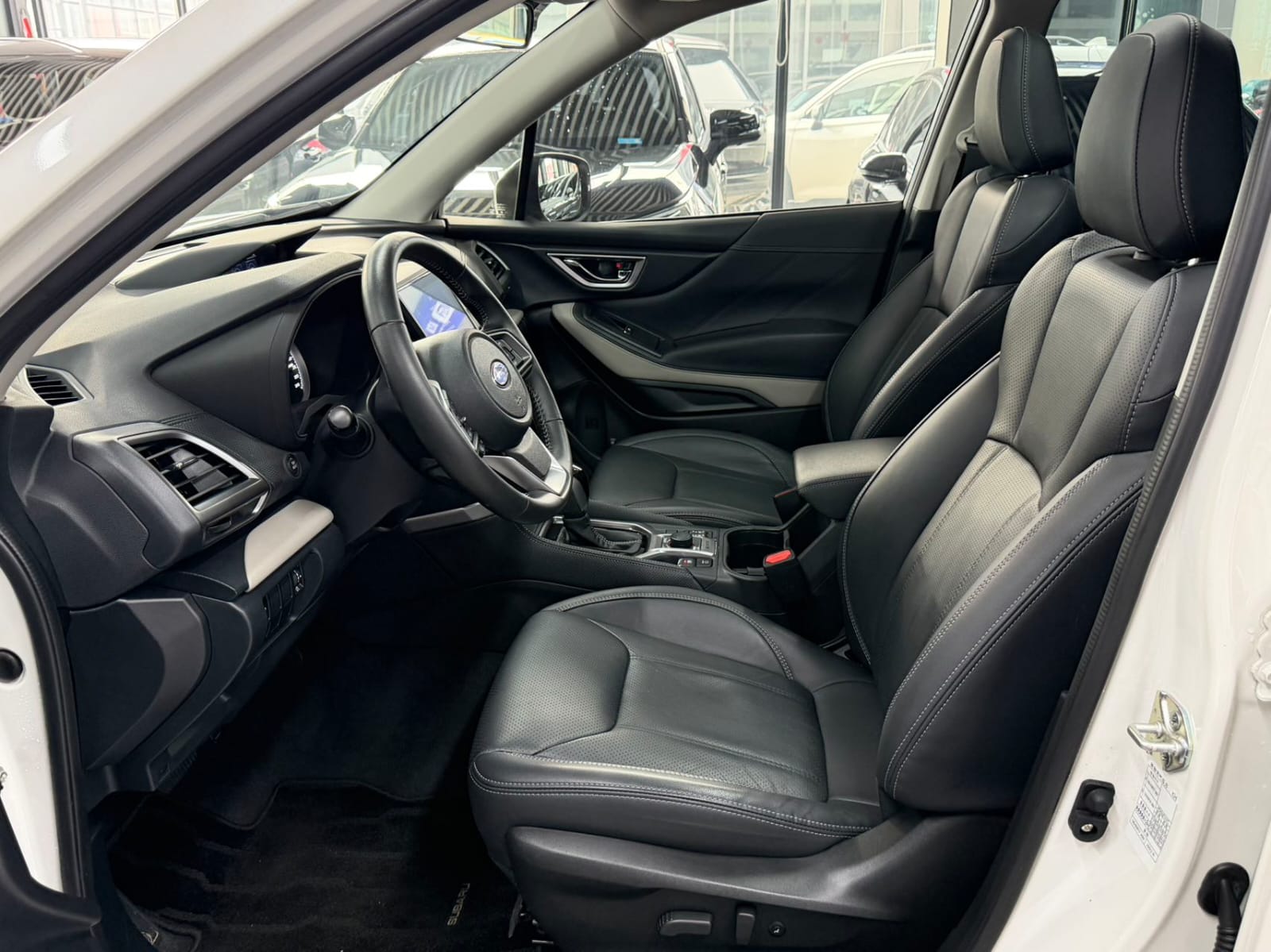 Subaru Forester, 2022 - фото 8