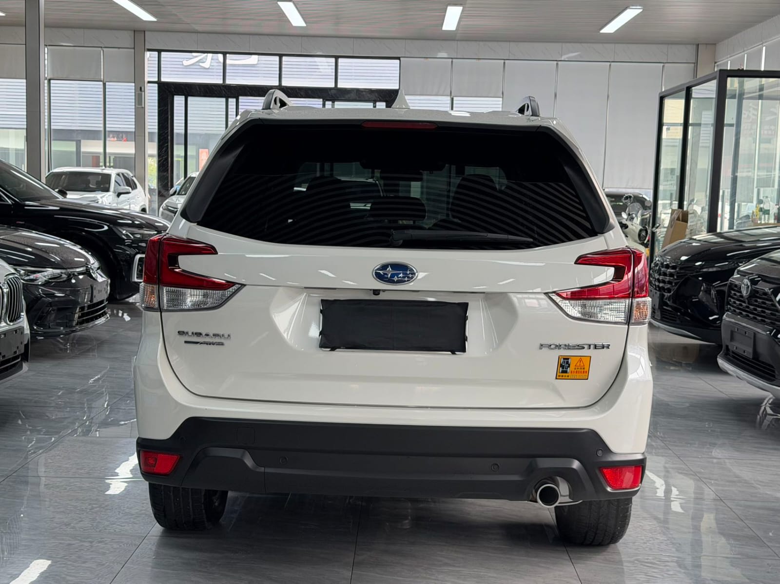 Subaru Forester, 2022 - фото 6